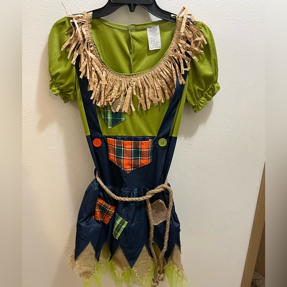 Spirit Halloween - Sweet Scarecrow Costume w/Accessories - Picture 3 of 9